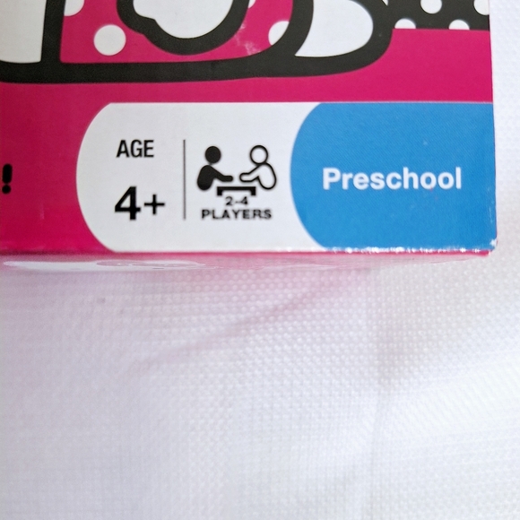 Hello Kitty brand, "Let's Play Kitty" Red light Pink Light board game. - Picture 8 of 11